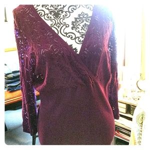 Motherhood maternity lace top blouse.